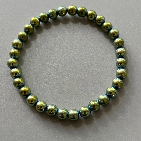 Green Blue Hematite Handcrafted Bead Bracelet - Picture 4 of 5